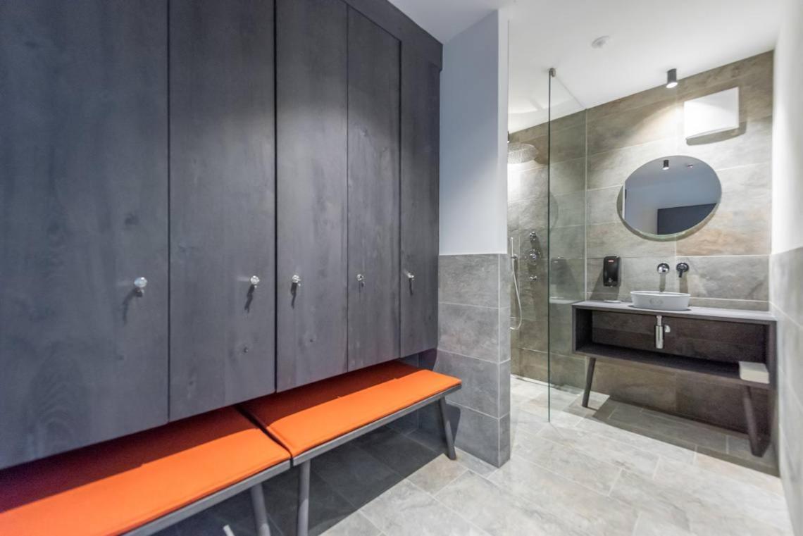 Hotel Wochtla Buam Brunico Ngoại thất bức ảnh