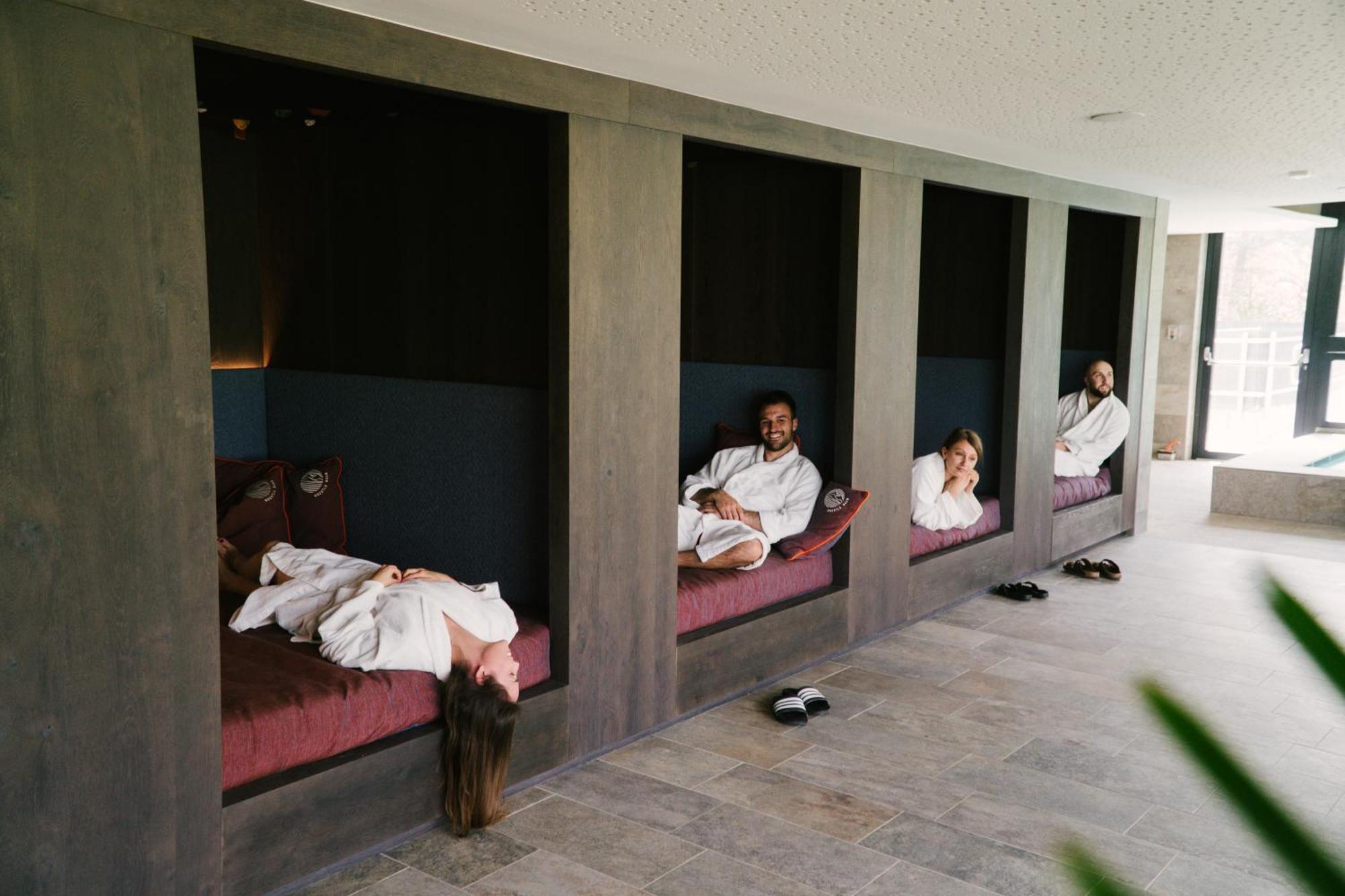 Hotel Wochtla Buam Brunico Ngoại thất bức ảnh